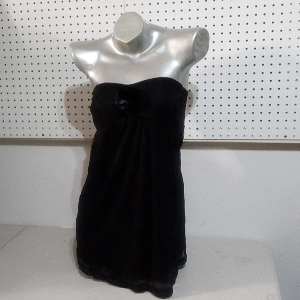 Strapless flower dress